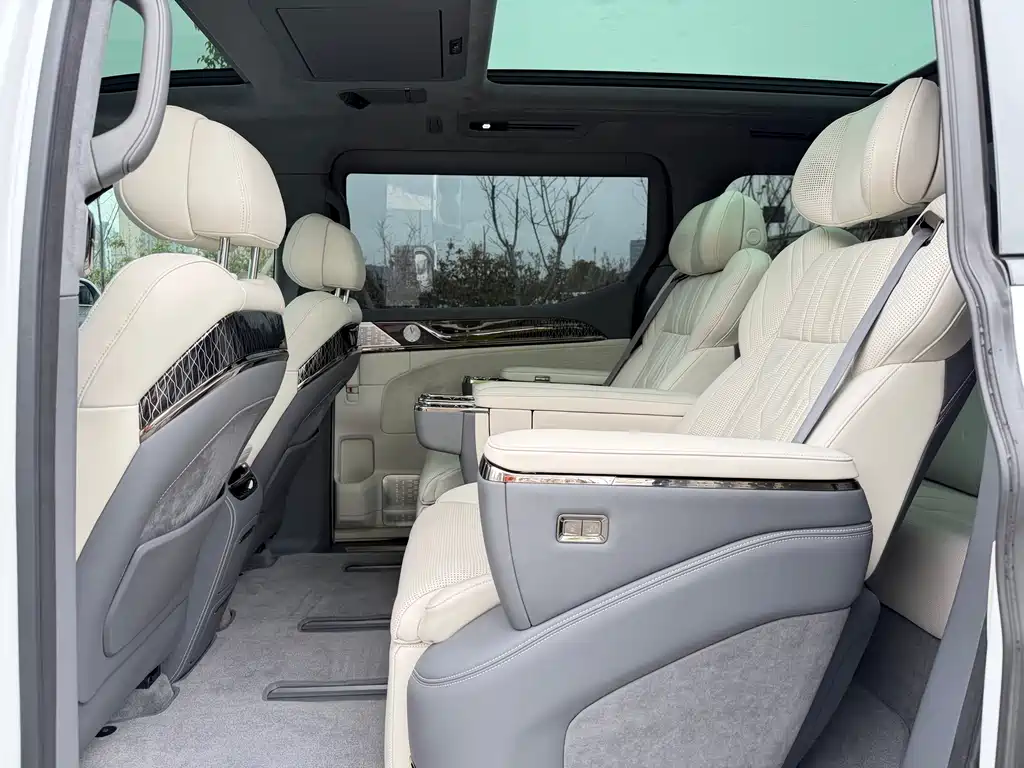 ZEEKR EXTREME KRYPTON 009