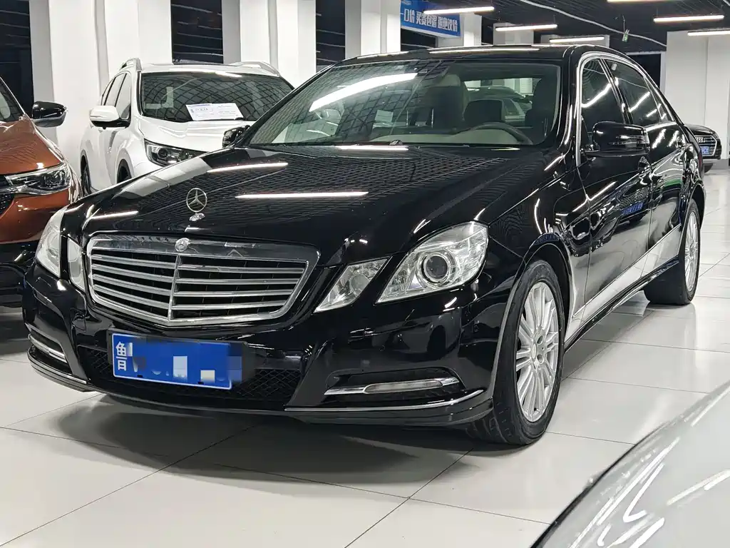 Mercedes-Benz E-Class E 2011 E 200 L CGI