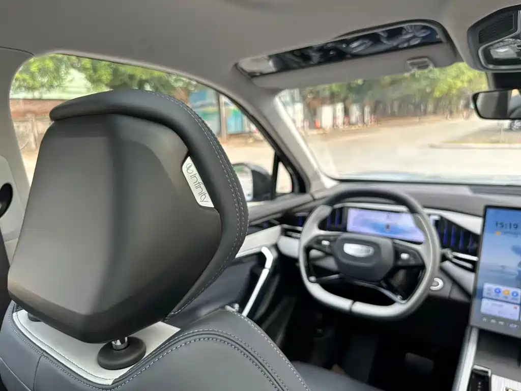 GEELY AUTOMOBILE BOYUE L