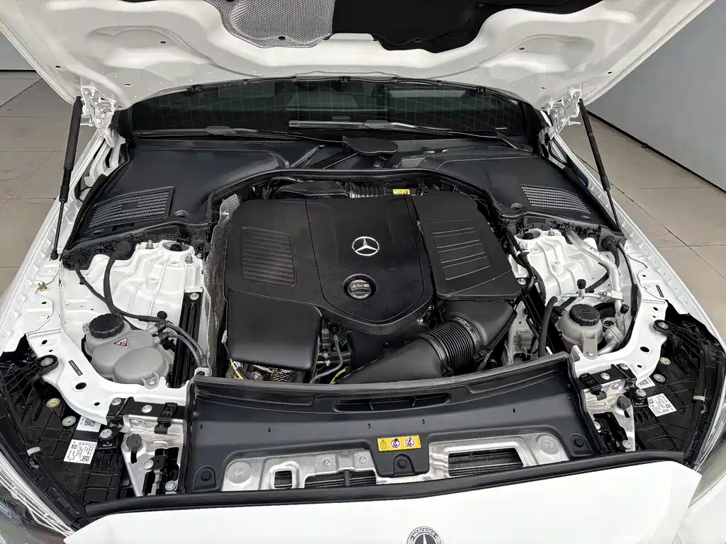 Mercedes-Benz C-Class — миниатюра 30