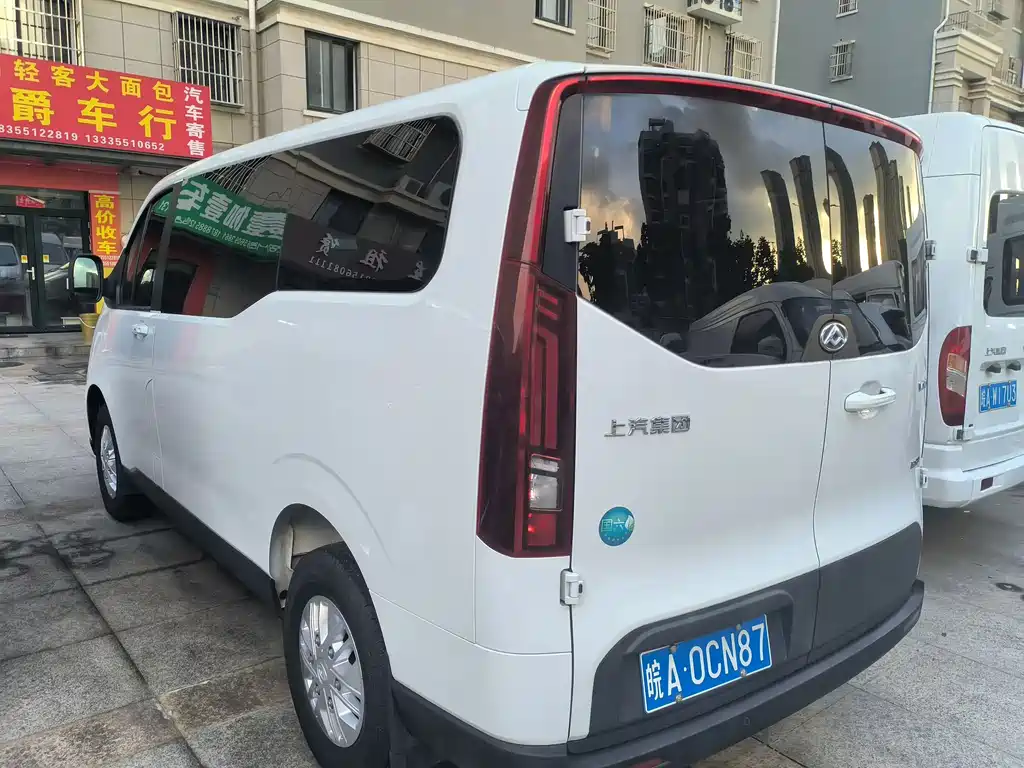 Maxus V70 — миниатюра 9