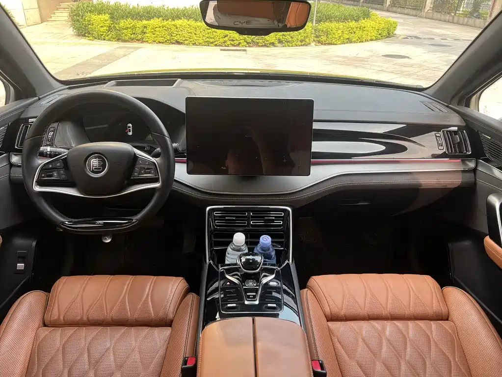 BYD Tang 2023 DM-i Champion 112KM Premium