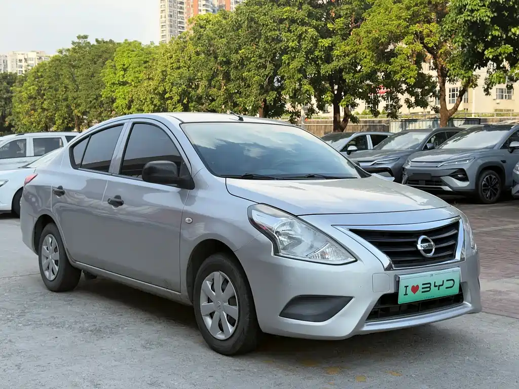 Nissan Sunny — миниатюра 3