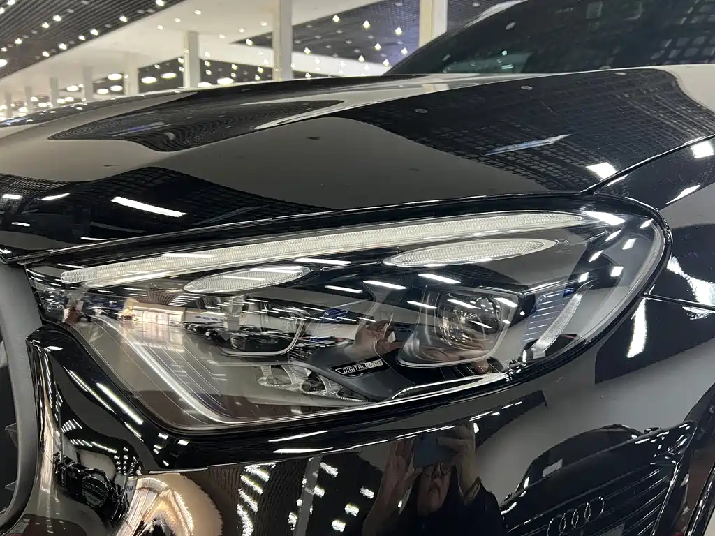 MERCEDES-BENZ GLC AMG