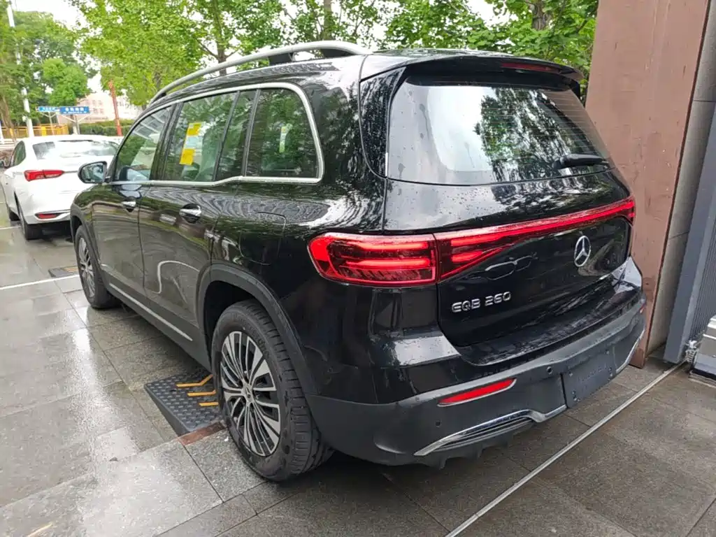 Mercedes-Benz EQB 2025 EQB 260