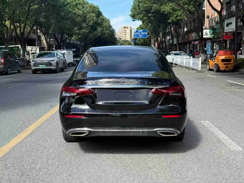 Mercedes-Benz E-Class E 2019 E 300 L Sport Fashion