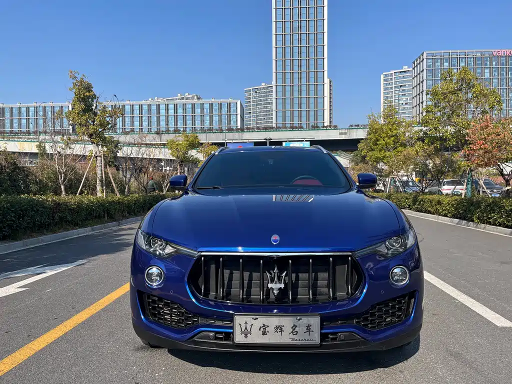 MASERATI LEVANTE