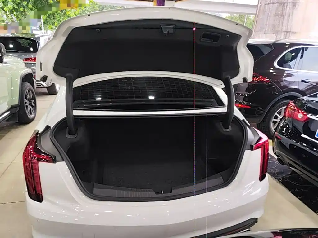 Cadillac CT5 — миниатюра 19