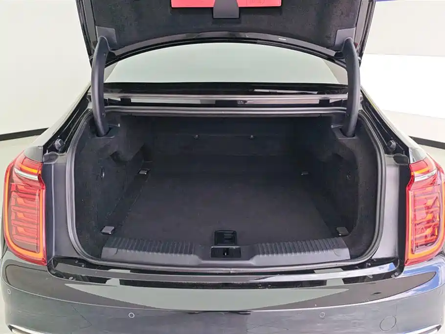 Hongqi H9 2020 2.0T