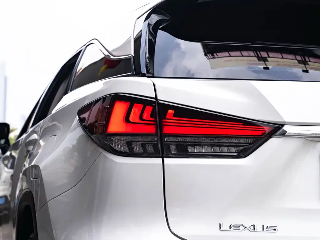 Lexus RX 2020 450hL Elegant 7 мест VI
