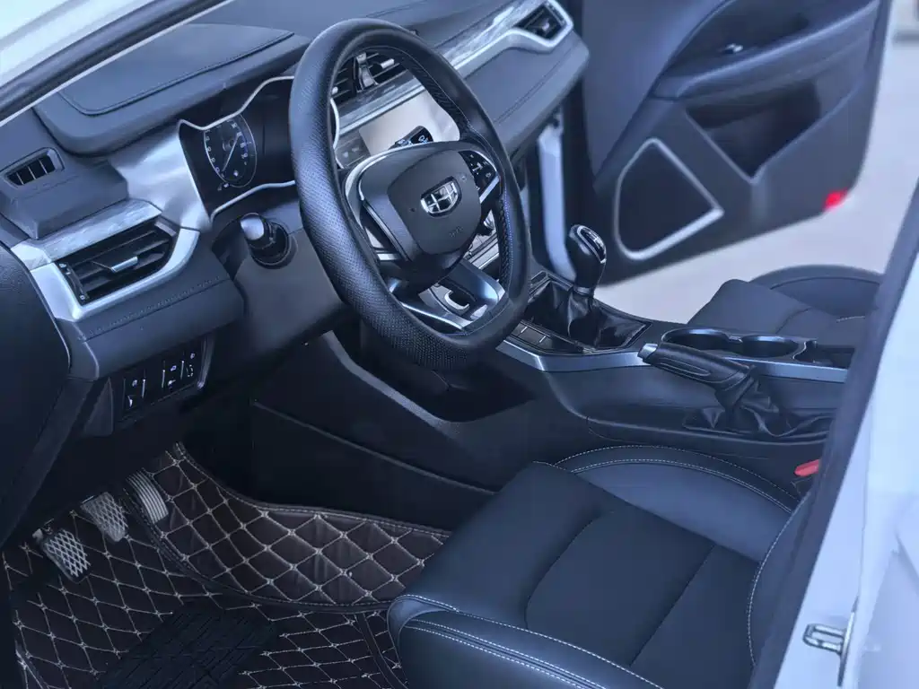 Geely Emgrand — миниатюра 9