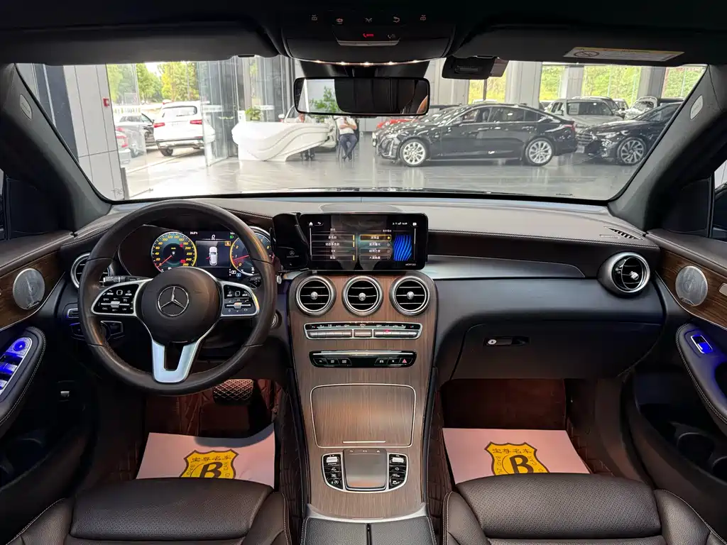 Mercedes-Benz GLC 2021 GLC 300 L 4MATIC