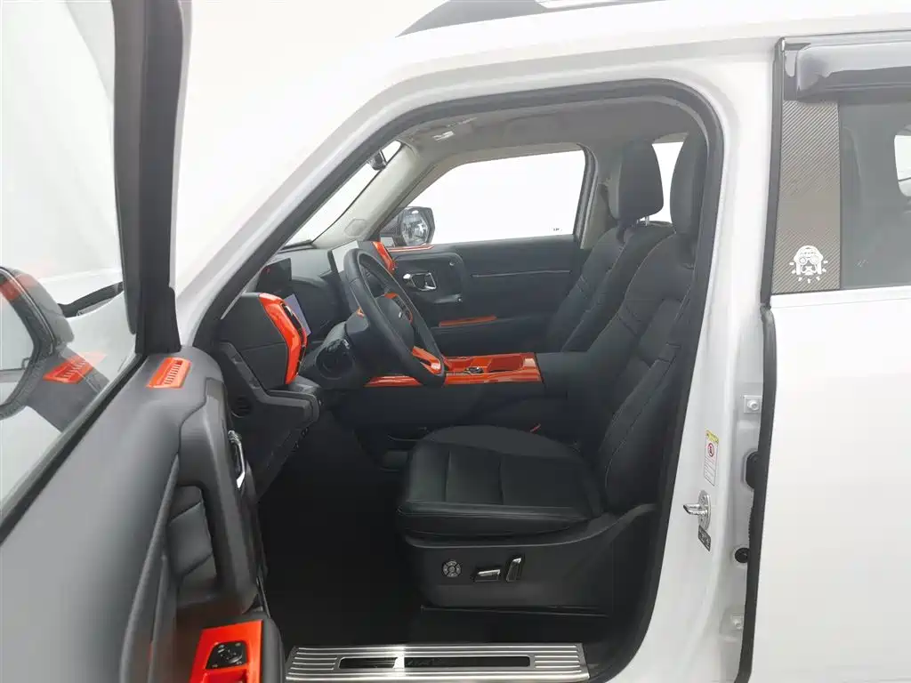 HAVAL SECOND GENERATION BIG DOG NEW ENERGY