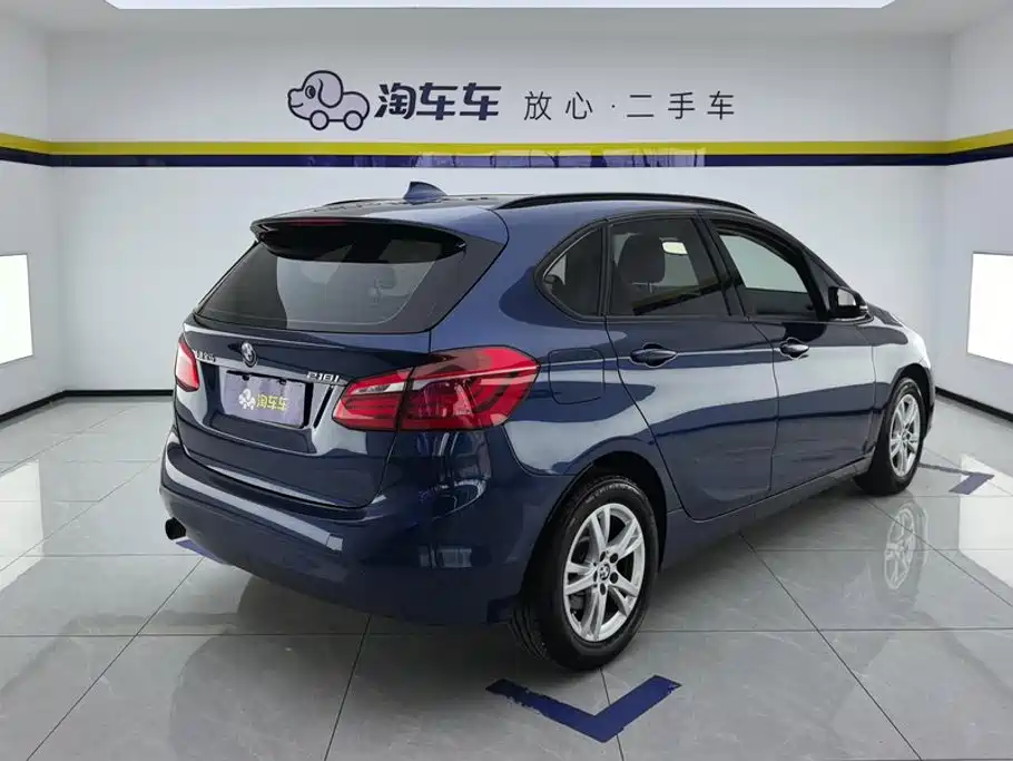 BMW 2 Series Active Tourer — миниатюра 3