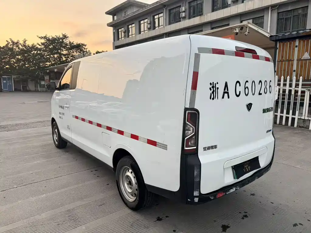 Jinhu New Energy Jinhu EV48 — миниатюра 5