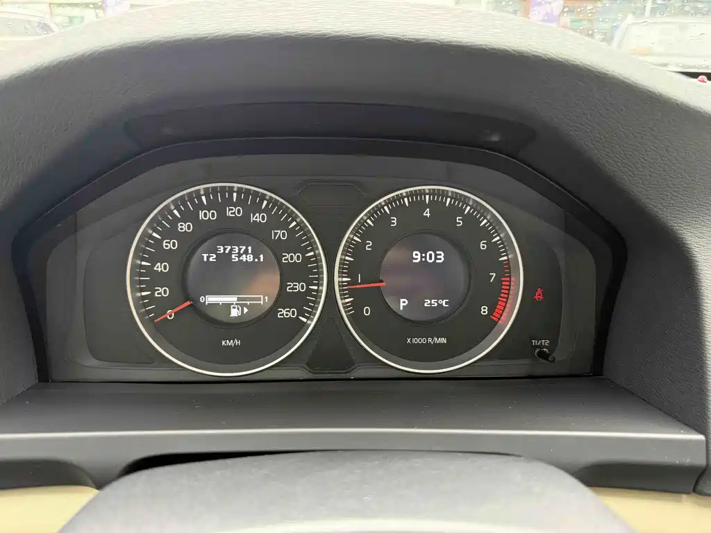 Volvo S60 (Import) — миниатюра 10