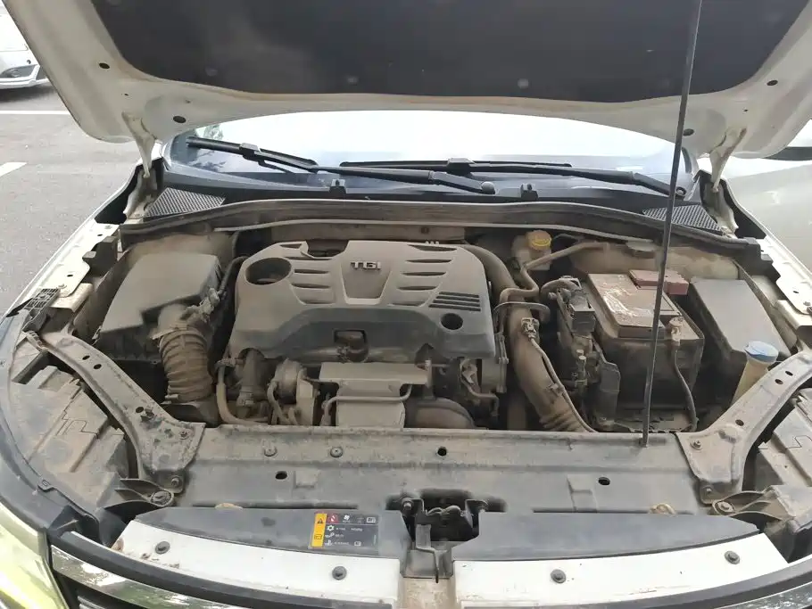 Roewe Roewe i6 Classic — миниатюра 10