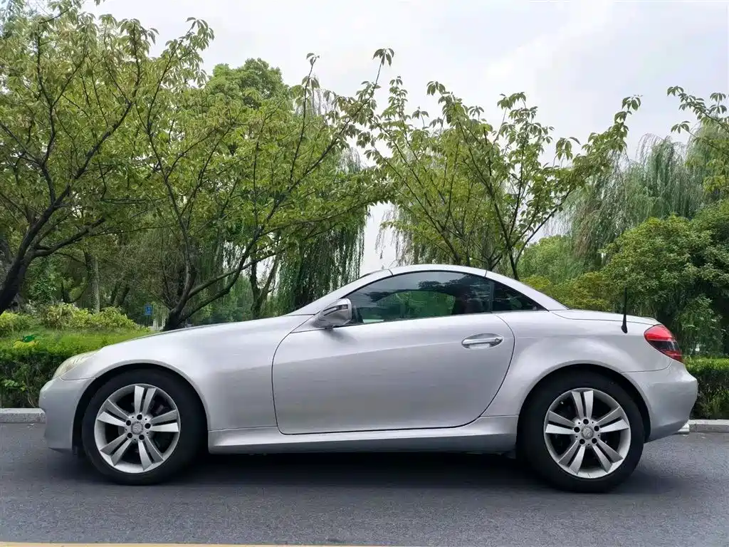 Mercedes-Benz SLK 2010 SLK 200K Grand Edition