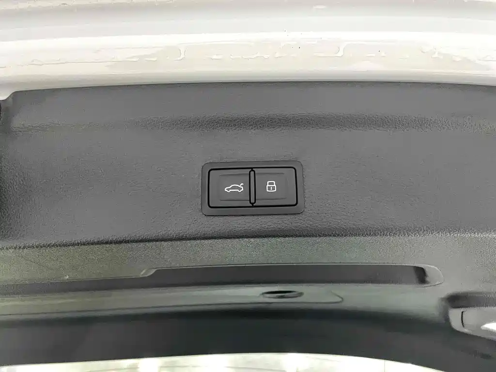 Audi Q3 Sportback - фото 21