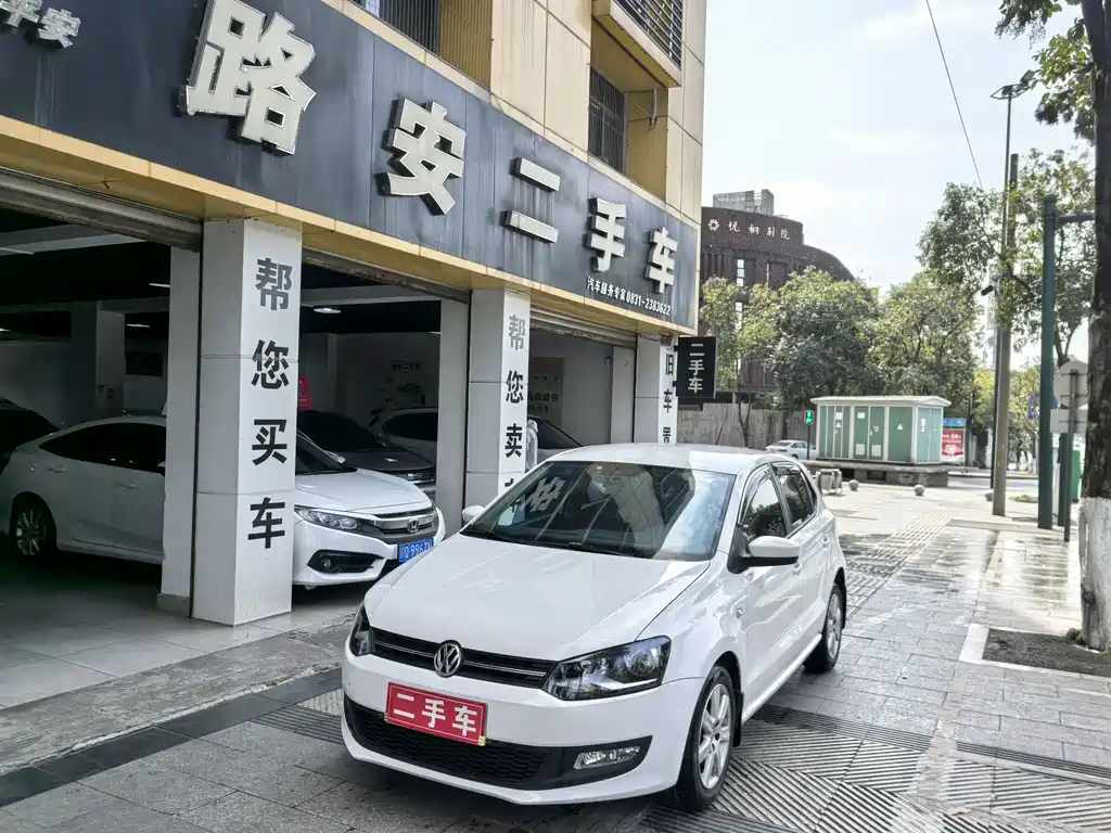 Volkswagen Polo 2014