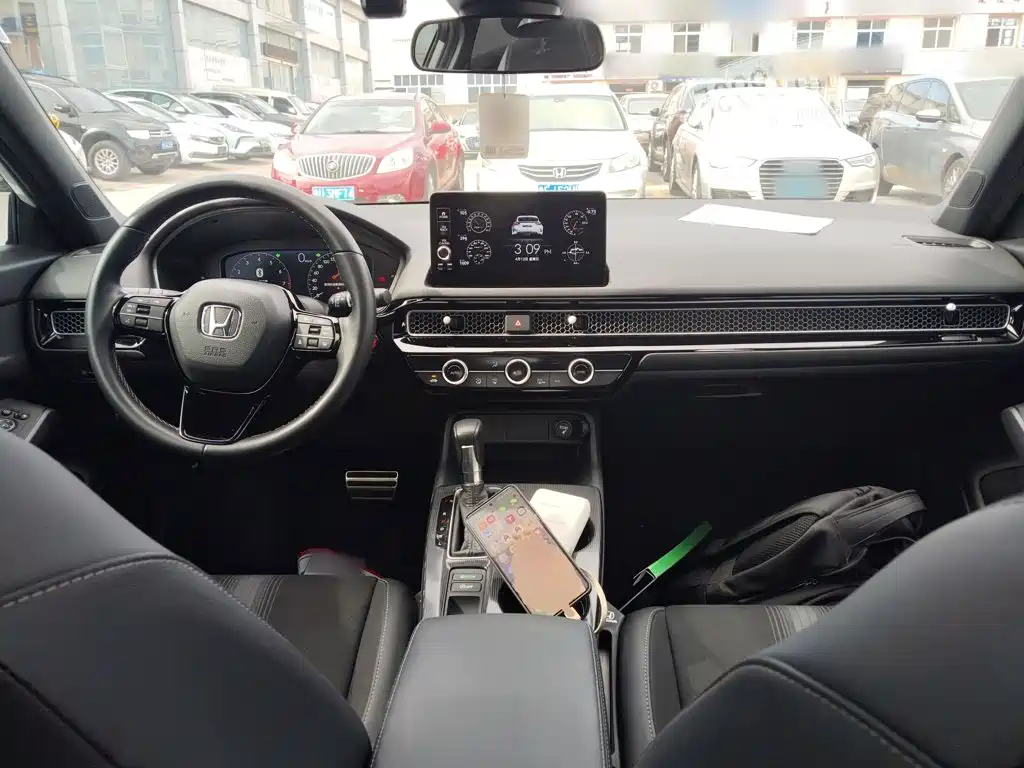 Honda Civic — миниатюра 10