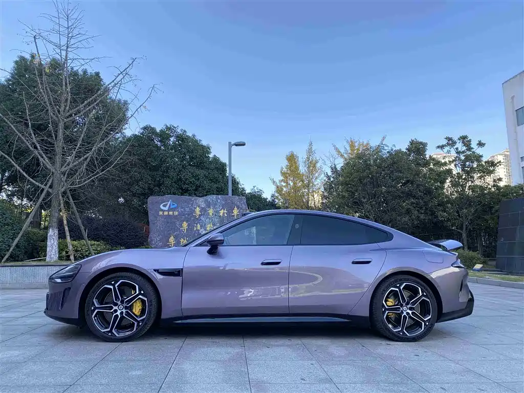 XIAOMI CAR XIAOMI SU7