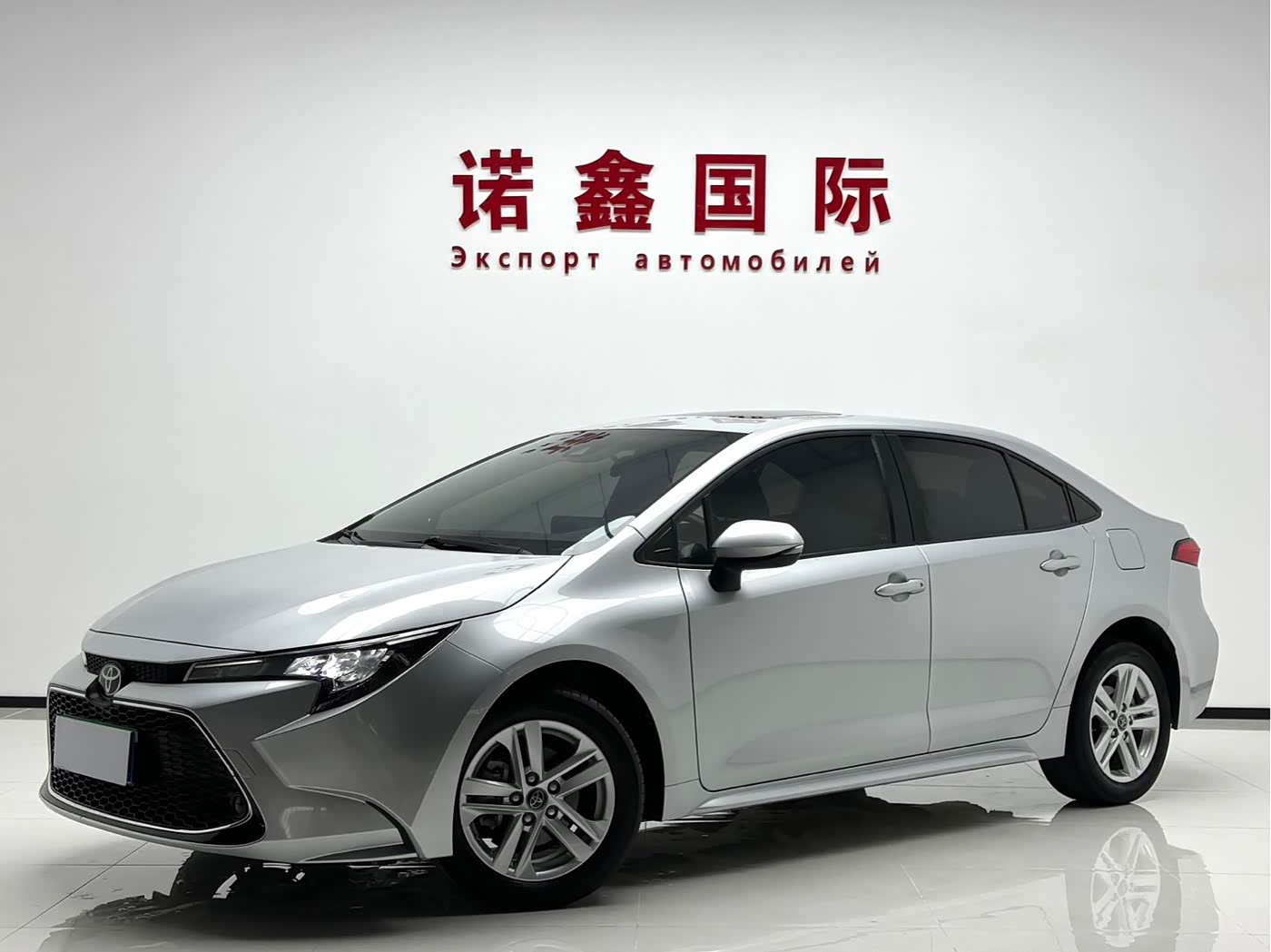Toyota Levin 1.2 л 2022 г. Серебристо-серый, пробег 25000 км