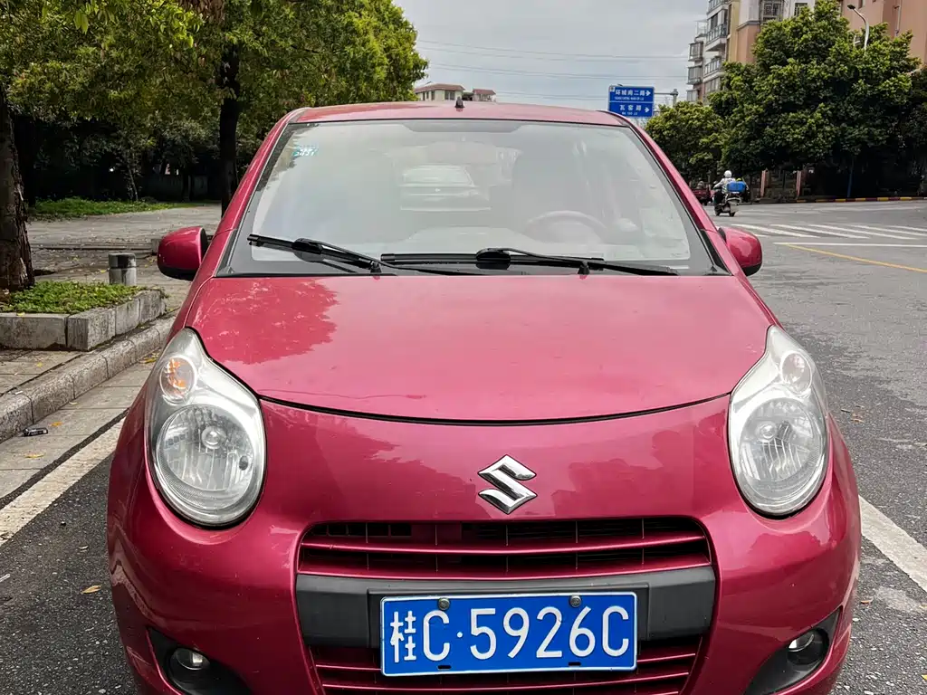 Suzuki Alto 2013 1.0L MT Luxury