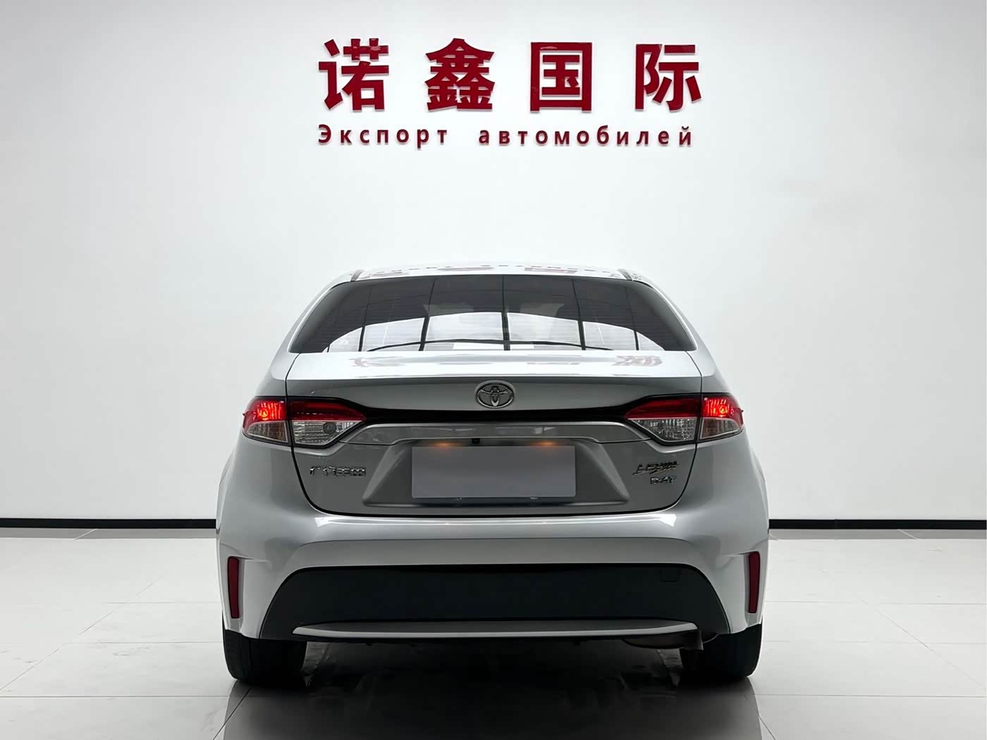 Toyota Levin 1.2 л 2022 г. Серебристо-серый, пробег 25000 км