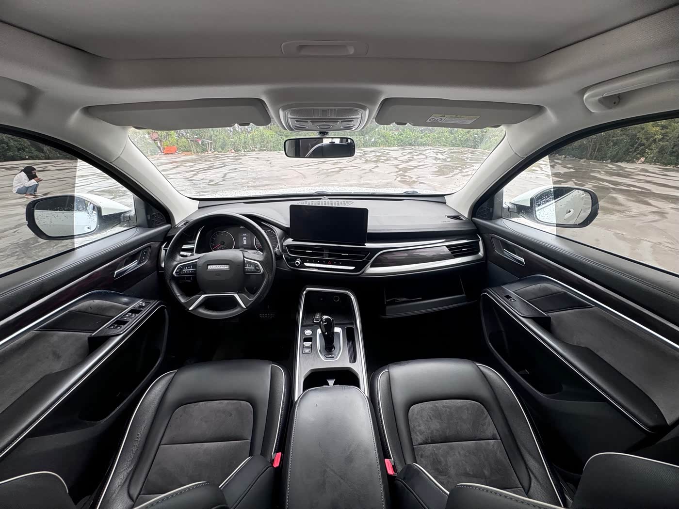 Haval Haval H6 1.5 л 2023 г. Белый, пробег 46800 км