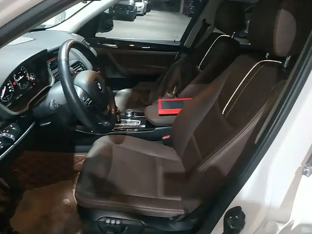 BMW X3 (Import) — миниатюра 15