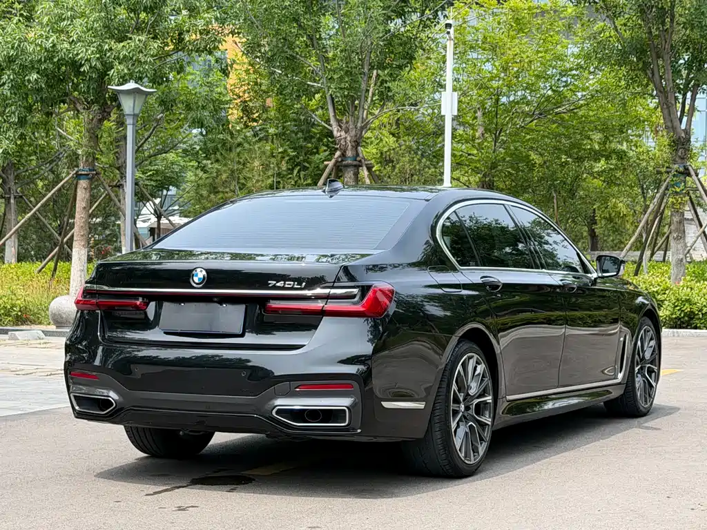 BMW 7 Series 7 2021 730Li M Sport