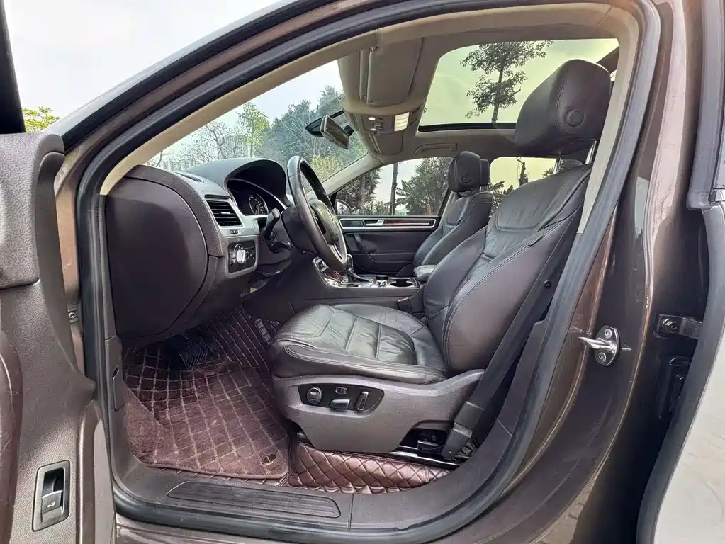 Volkswagen Touareg 2011 3.0TSI