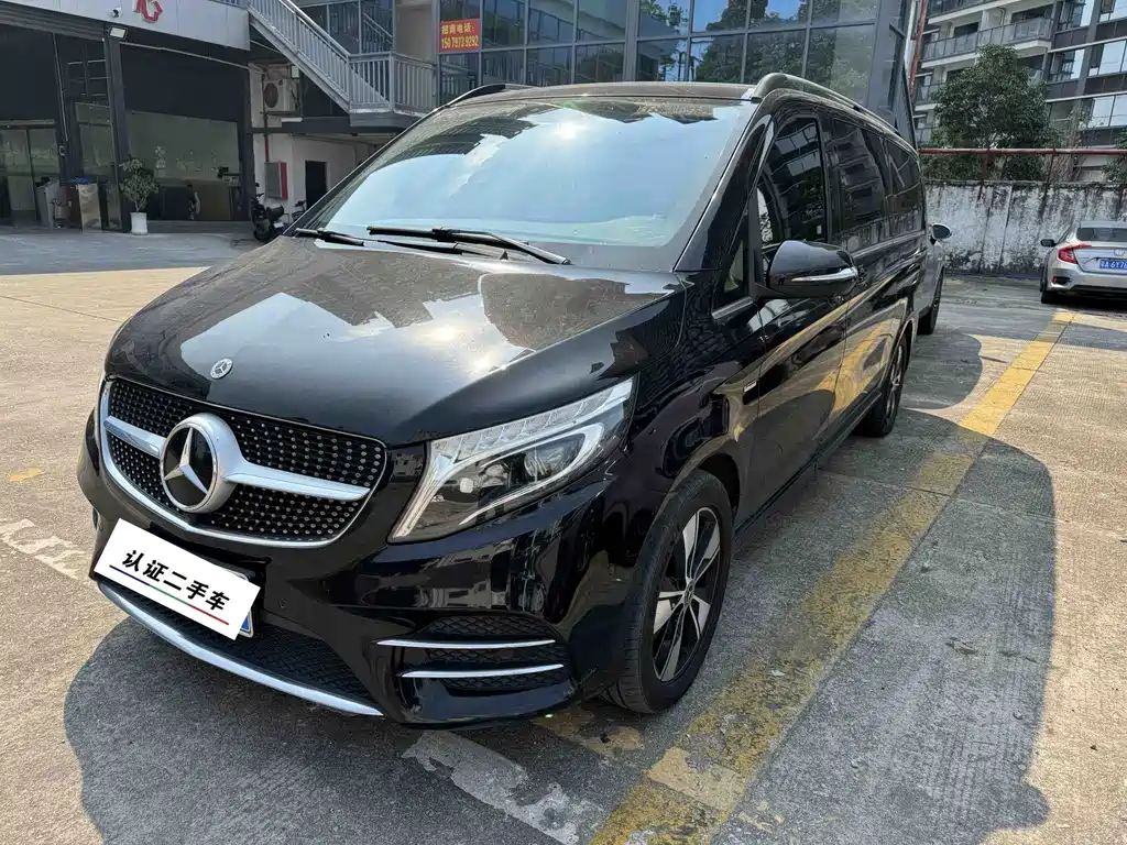 Mercedes-Benz V-Class