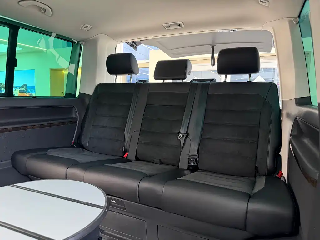 Volkswagen Multivan — миниатюра 20