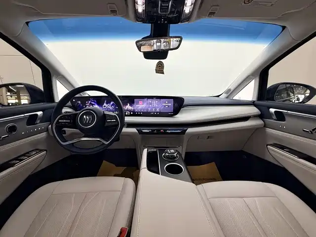 BUICK GL8 NEW ENERGY