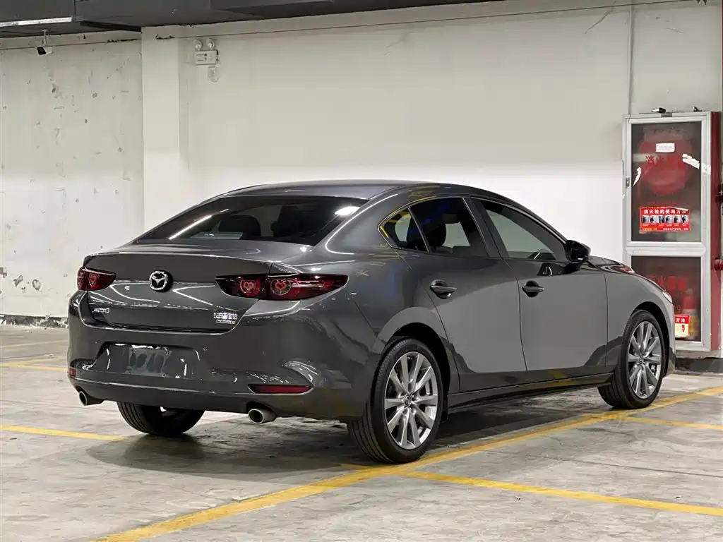 MAZDA 3 ANGKESAILA