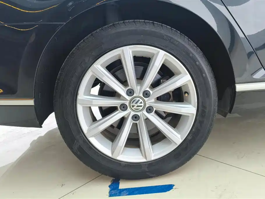 Volkswagen Magotan 2019 280TSI DSG Lead VI