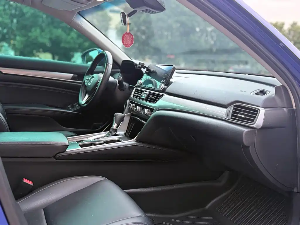 Honda Accord — миниатюра 5