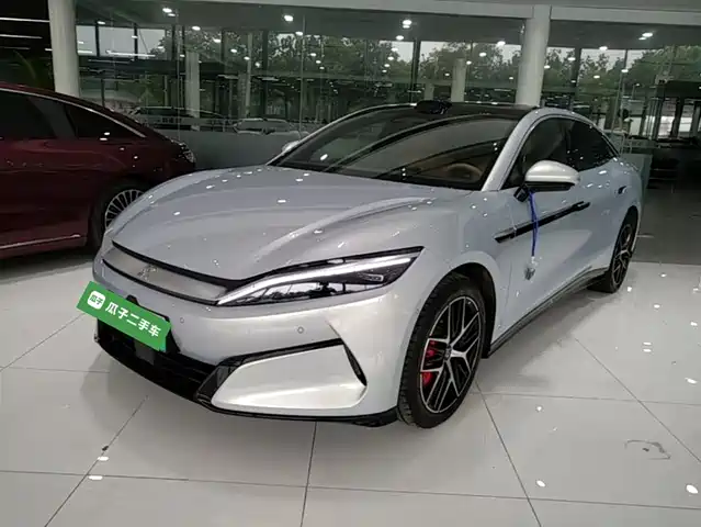 2025 BYD Han