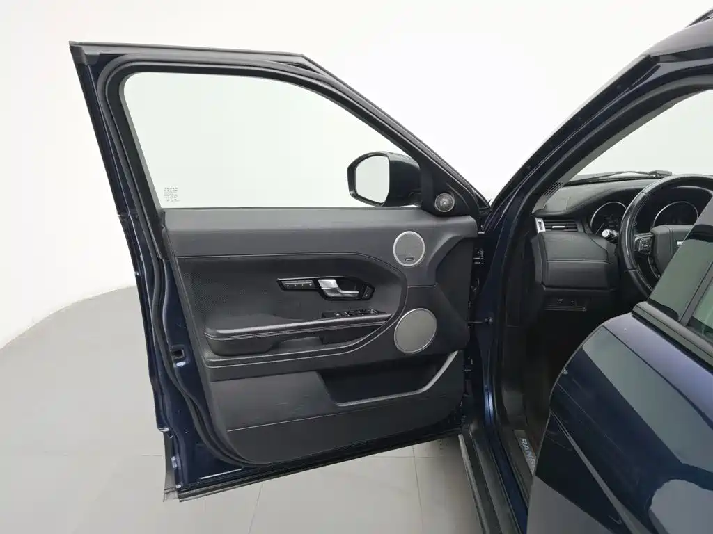 Land Rover Evoque (Import) — миниатюра 8