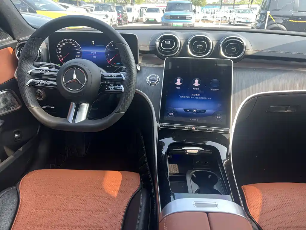 Mercedes-Benz C-Class — миниатюра 6