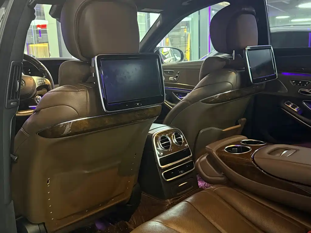 Mercedes-Benz S-Class — миниатюра 7
