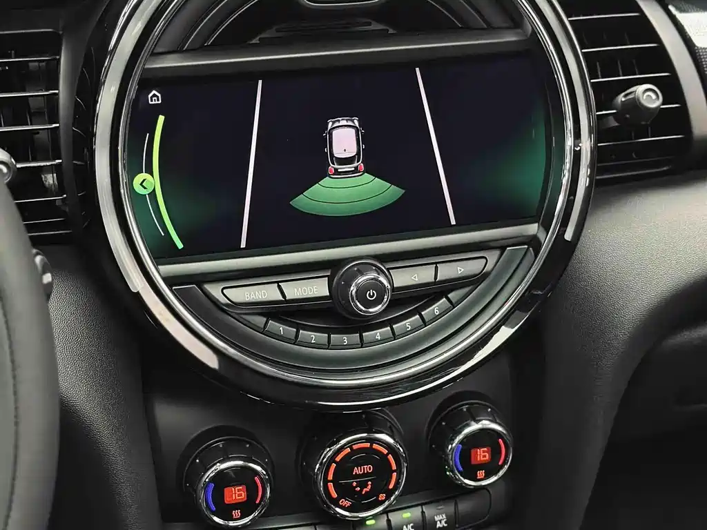MINI Mini — миниатюра 7