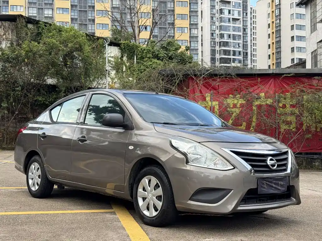 Nissan Sunny — миниатюра 3