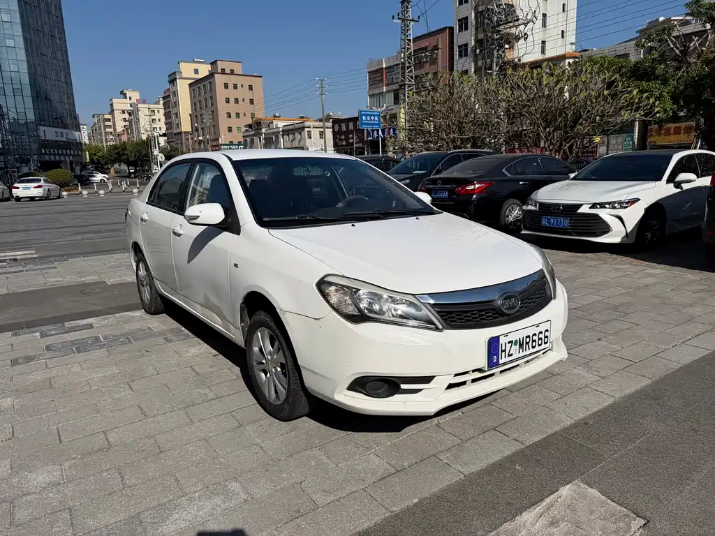 BYD F3