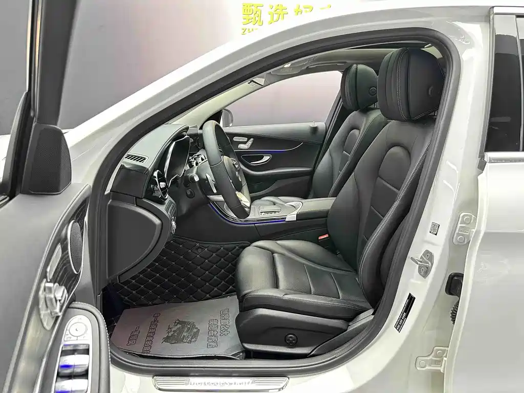 Mercedes-Benz C-Class — миниатюра 9