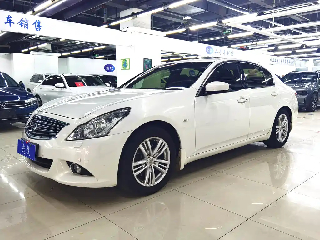 Infiniti G 2014