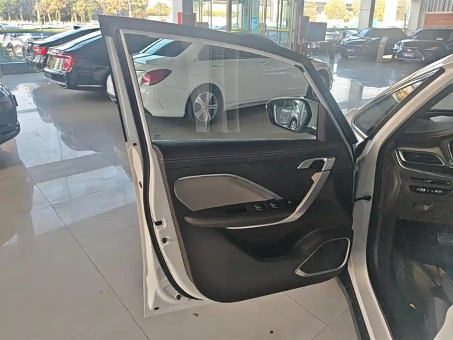 GEELY AUTOMOBILE JIAJIE