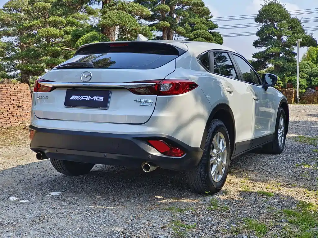 MAZDA CX 4